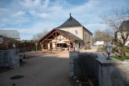 Community in Sus